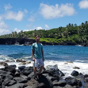 Meet your Posher, Tom